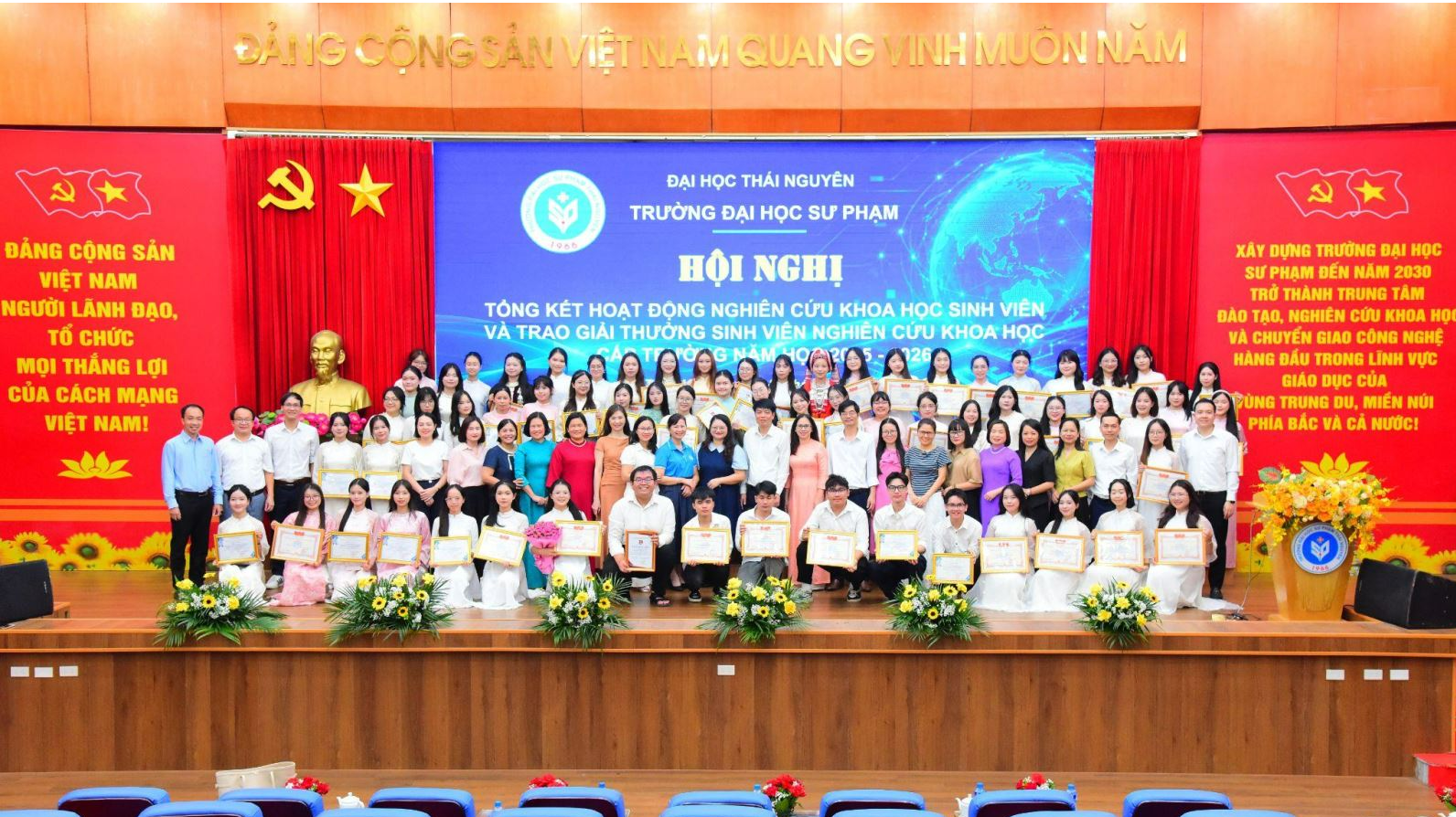 Trường Đại học Sư phạm - Đại học Thái Nguyên tổ chức Hội nghị tổng kết hoạt động nghiên cứu khoa học sinh viên và Trao giải thưởng sinh viên nghiên cứu khoa học cấp Trường năm học 2025-2026
